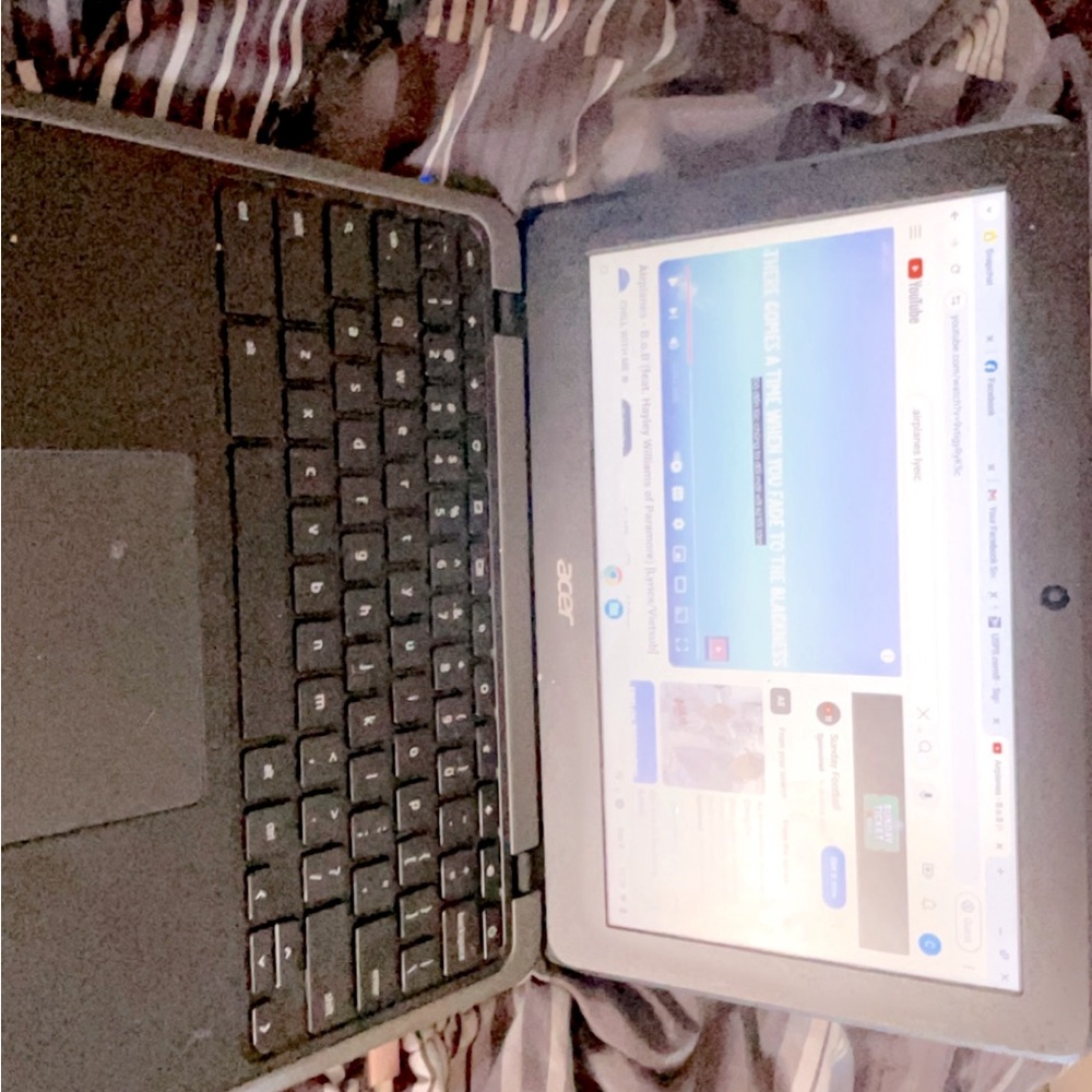 Acer Chromebook.